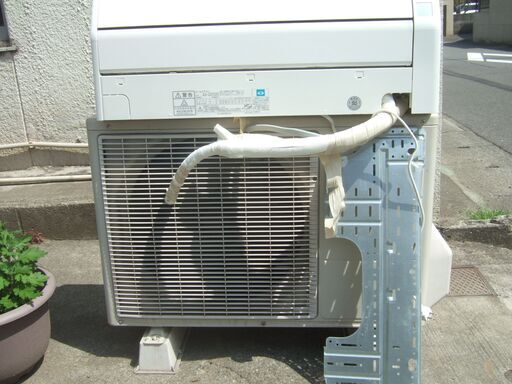 美品　 富士通ルームエアコン　　AS-227CE5　2.2kw