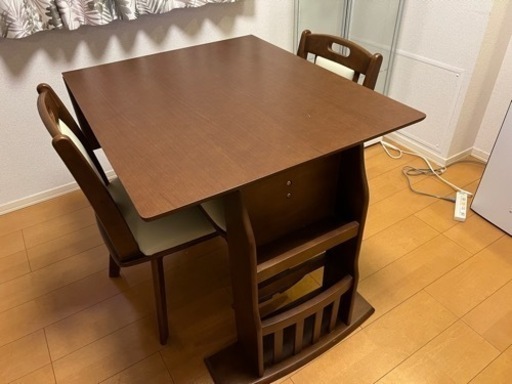 伸長式ダイニング4点セット