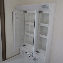 洗面台：TOTO製 洗面化粧台