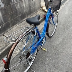 中古美品自転車 6段変速27インチ　シティサイクル