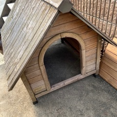 大型犬用　犬小屋