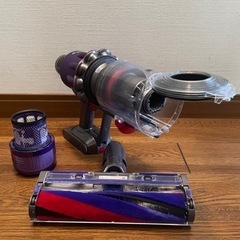 【美品】Dyson ダイソン Digital Slim Fluffy SV18