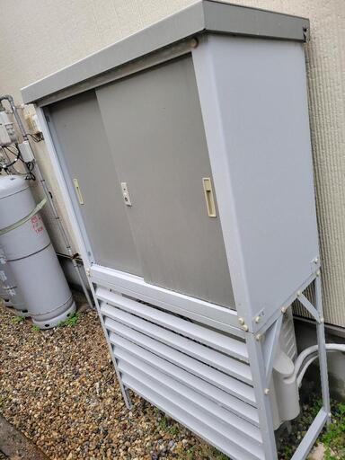 家具 収納家具 物置　エアコン室外機　収納　野外収納庫