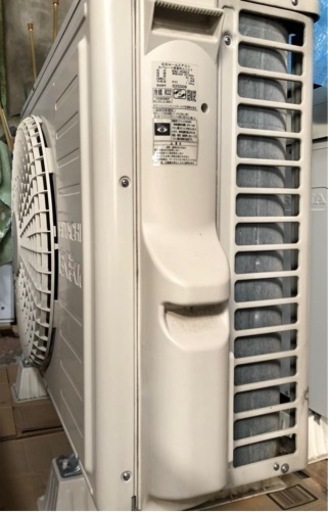 日立 ルームエアコンRAS-X56E2 白くまくん くらしカメラ3D 18畳