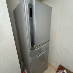 TOSHIBA 冷蔵庫  2010年製 328L
