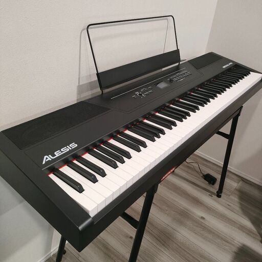 《値下げしました！》Alesis Recital Pro 電子ピアノ　スタンド付