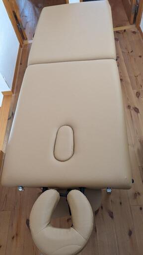 折り畳みマッサージベッド