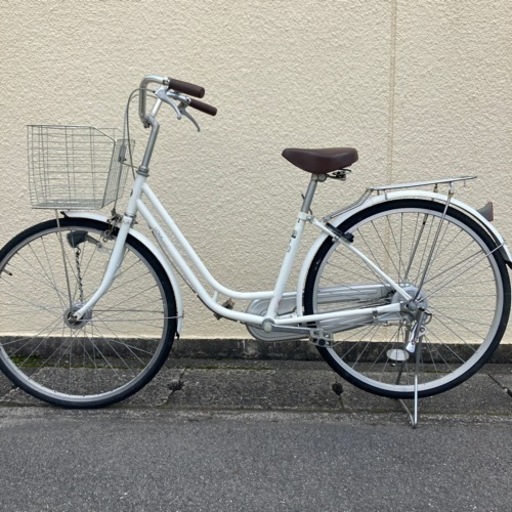 【現在交渉中】白の自転車26インチ　中古