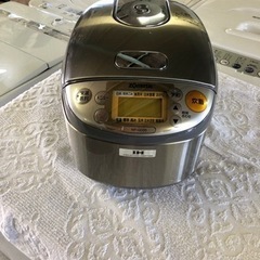 2010年製　🐘ZOJIRUSHI  IH炊飯ジャー3合炊き