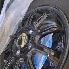 新城市〜豊根受け渡し、13インチスタッドレスタイヤ、ホイール付き　ワンシーズン使用のみ