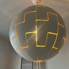 照明　IKEA 球体ランプ　ペンダントランプ