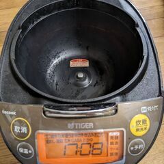 TIGER炊飯器JKT-J100  5合炊き