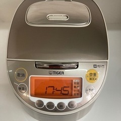 タイガー 5.5号炊飯器 JKT-W100  リサイクルショップ...