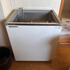 冷蔵庫ストッカー　ドリンク冷やす　冷蔵庫　