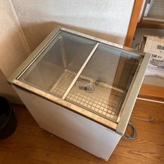 冷蔵庫ストッカー　ドリンク冷やす　冷蔵庫　