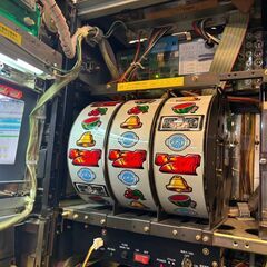 愛品館八千代店】スロット実機4号機 アントニオ猪木自身がパチスロ機