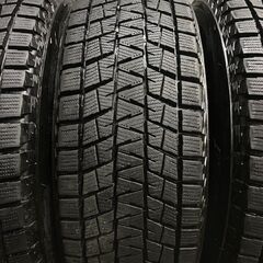 BS BRIDGESTONE BLIZZAK DM-V1 215/65R16 16インチ スタッドレス 4本 20～21年製 バリ溝 ハイエース エクストレイル等　(KTN011)