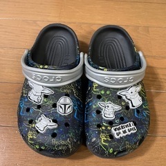 値下げ！！キッズ　crocs (スターウォーズ)