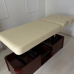 エステベッド[美品]カバー付き