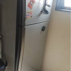 【4/3（水）午前〜17時の間のみ引取り対応可能】冷凍冷蔵庫 日...