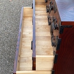 ◎お値下げしました‼️ 【断捨離中】 早い者勝ち‼️ 逸品 伝統工芸 欅材 拭き漆塗 南部鉄金具 民芸 岩谷堂箪笥 月雫チェスト 9号（丸桐）鍵付き 時代箪笥 整理タンス 和家具 