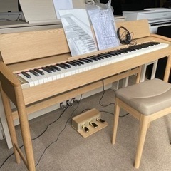 人気新品、2022年製のRolandローランド&カリモク 電子ピアノ、KIYOLAきよら、KF-10 
