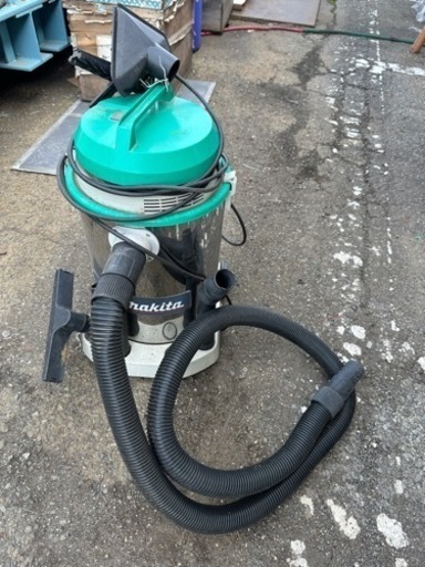 マキタ　掃除機　業務用　大容量　アタッチメント有り