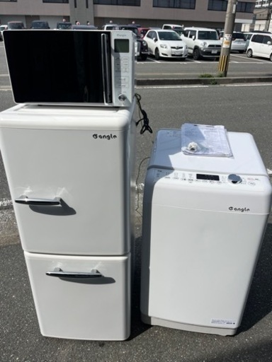 福岡市配送設置無料　定価12万円以上　高年式冷蔵庫、洗濯機、電子レンジセット