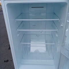 万代店　2022年製★超美品 中古★YAMADA 156L フロント庫内LED灯★大容量ドアポケット！2ドア冷蔵庫【YRZ-F15J】