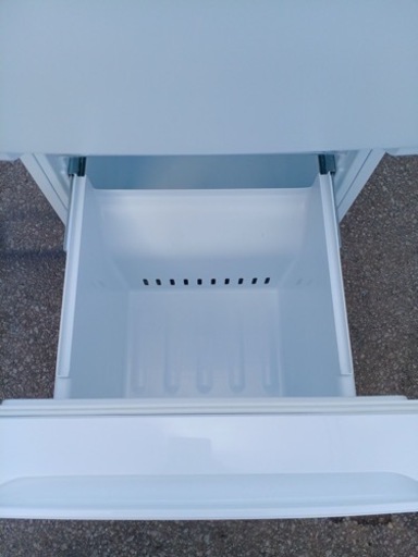 万代店 2022年製☆超美品 中古☆YAMADA 156L フロント庫内LED灯☆大