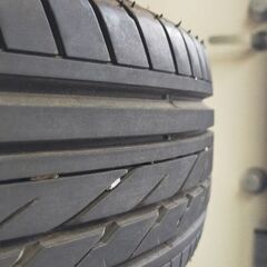 美品　ハイエース　ROCKKELLY　タイヤ溝たっぷり