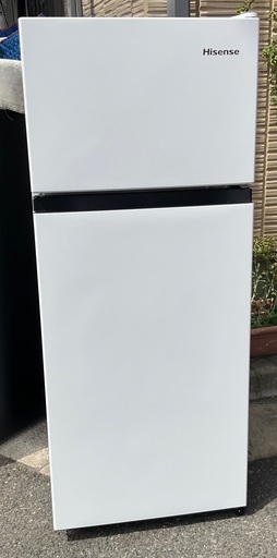【RKGRE-327】特価！ハイセンス/Hisense/124L 2ドア冷凍冷蔵庫/HR-B12HW-/中古品/2023年製/当社より近隣無料配達！