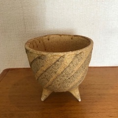 陶器の鉢