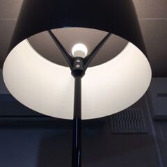 FLOS/フロス社製　SPUN LIGHT/スプーンライト　ブラック　Sebastian Wrong/セバスチャン・ロング　ヤマギワ　フロアライト/フロアスタンド