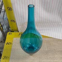 0402-153 花瓶