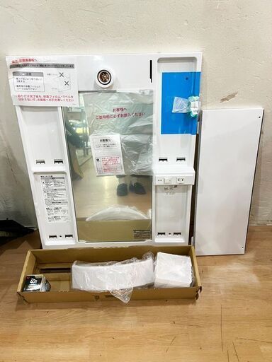 自宅保管 未取付品 TOTO 洗面化粧台 Vシリーズ 化粧台ミラー 収納台 洗面鏡 1面鏡 775×600mm LMPB060B1GDC1G リフォーム DIY
