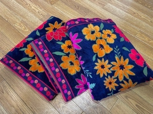 新品　花柄バスタオル　大判3枚