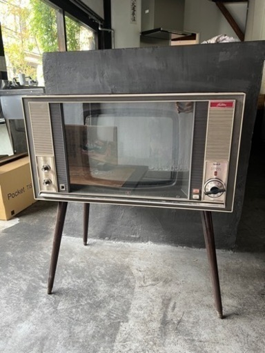 昭和アンティーク　レトロ　テレビ