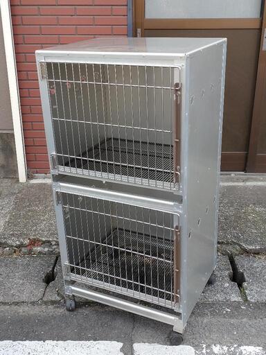 アルミ 2段 犬舎 ペットケージ キャスター付き 幅61×奥行51×高さ122cm 美品