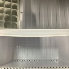 SHARP  シャープ　冷蔵庫　SJ-D14F-W 2020年製 137L