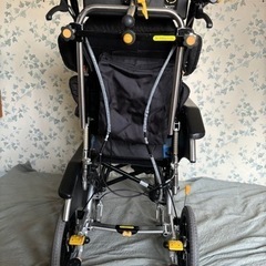 介護用品ティルトリクライニング車椅子松永製作所
