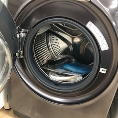 安心の1年保証付き］AQUAのドラム式洗濯乾燥機のご紹介