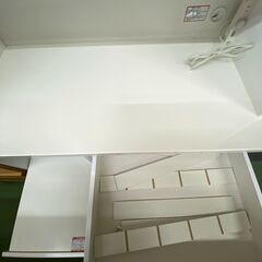 ドリーム川西店御来店限定】 ニトリ 2枚扉オープンボード ホワイト 
