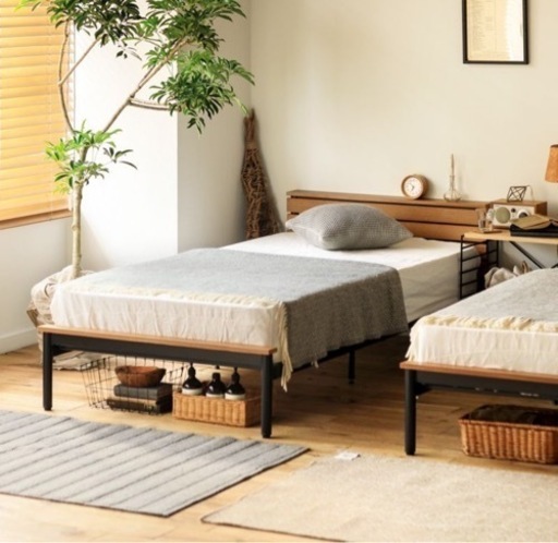 ⚠️4月中旬までの掲載⚠️家具　寝具　セミダブル　ベッド　8万円相当