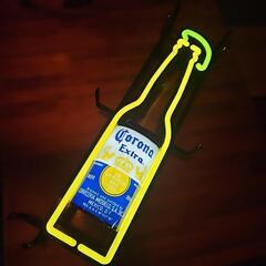 コロナビールLED瓶形電飾看板