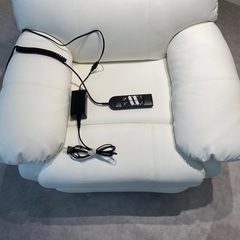 クッション付き電動リクライニングチェア