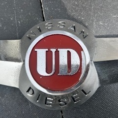 UDトラックス　NISSAN DIESEL バスマーク