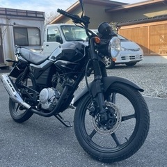 ヤマハ　YBR125