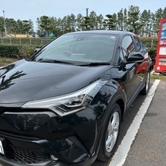 トヨタ　ch-r ワンオーナー　禁煙車　車検あり　修復歴なし