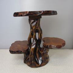 木製　三段　飾り台　木彫り
